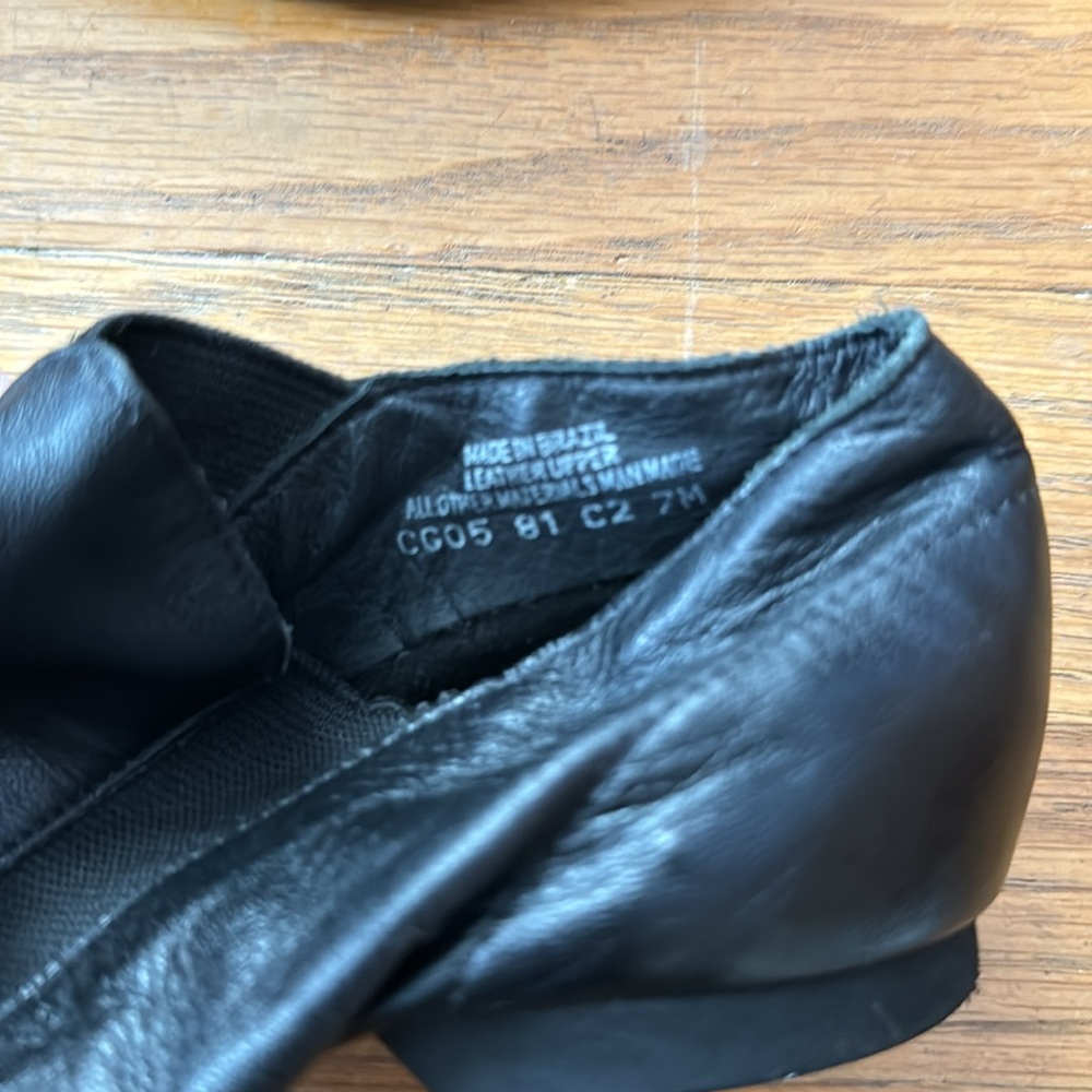💃🏻Capezio black leather jazz shoes. Size 7M. - Picture 5 of 8